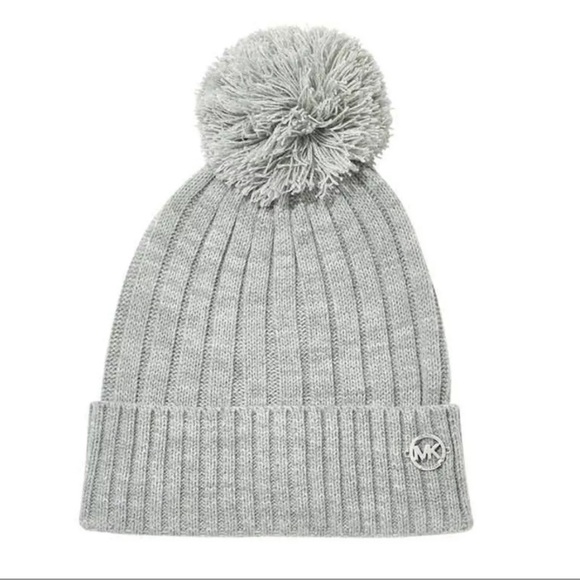 Michael Kors/ MK UNISEX Ribbed Knit Pom Pom beanie style hat in Grey Sealed NWT - Picture 9 of 9